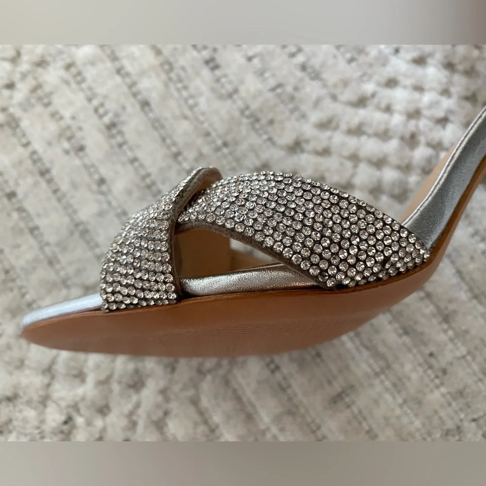 SCHUTZ JOLITA SILVER LEATHER SANDAL